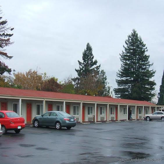 Red Carpet Inn Medford Kültér fotó
