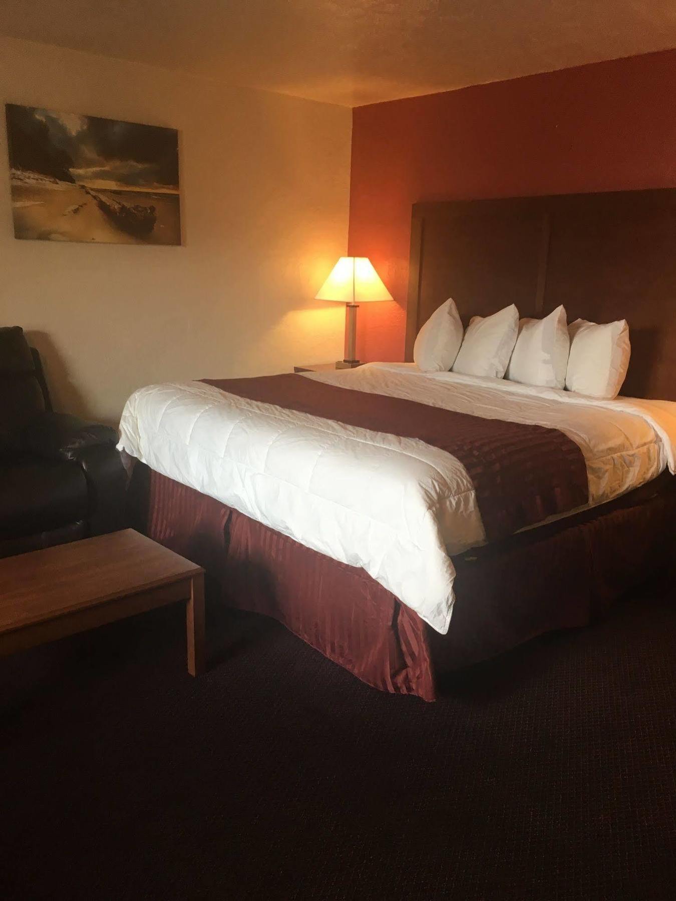 Red Carpet Inn Medford Kültér fotó