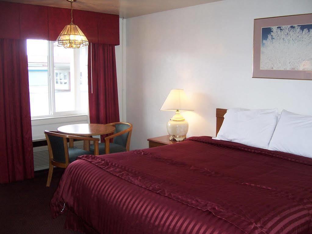 Red Carpet Inn Medford Kültér fotó