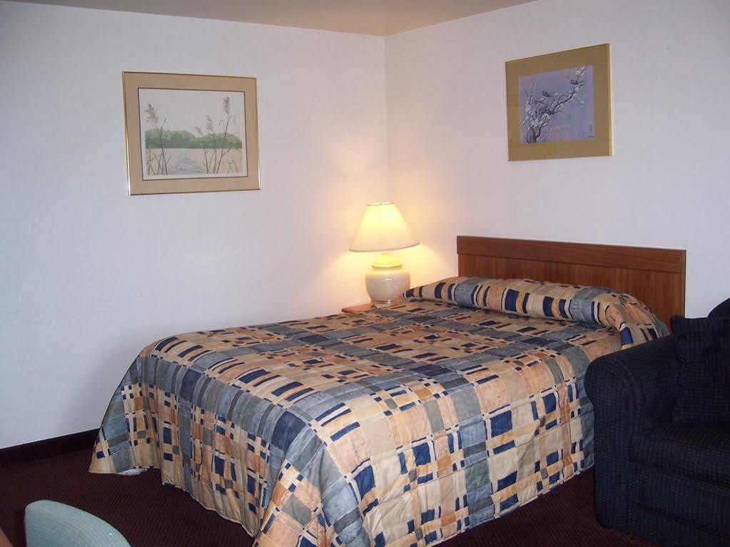 Red Carpet Inn Medford Kültér fotó